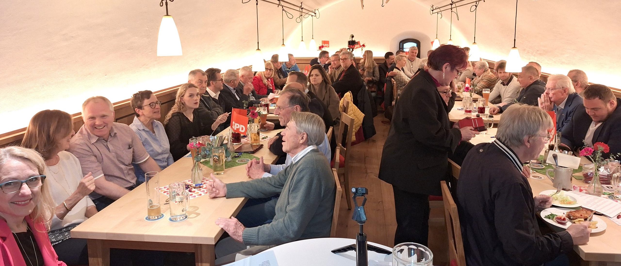 Kandidatennominierung am 24.04.2025